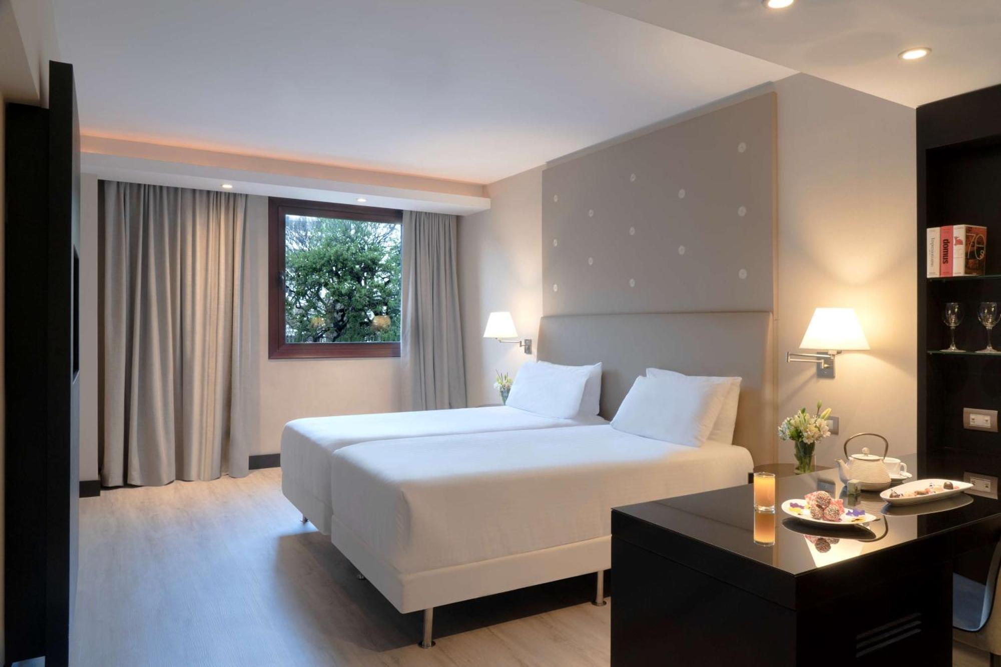 Nh Buenos Aires 9 De Julio Hotel ภายนอก รูปภาพ