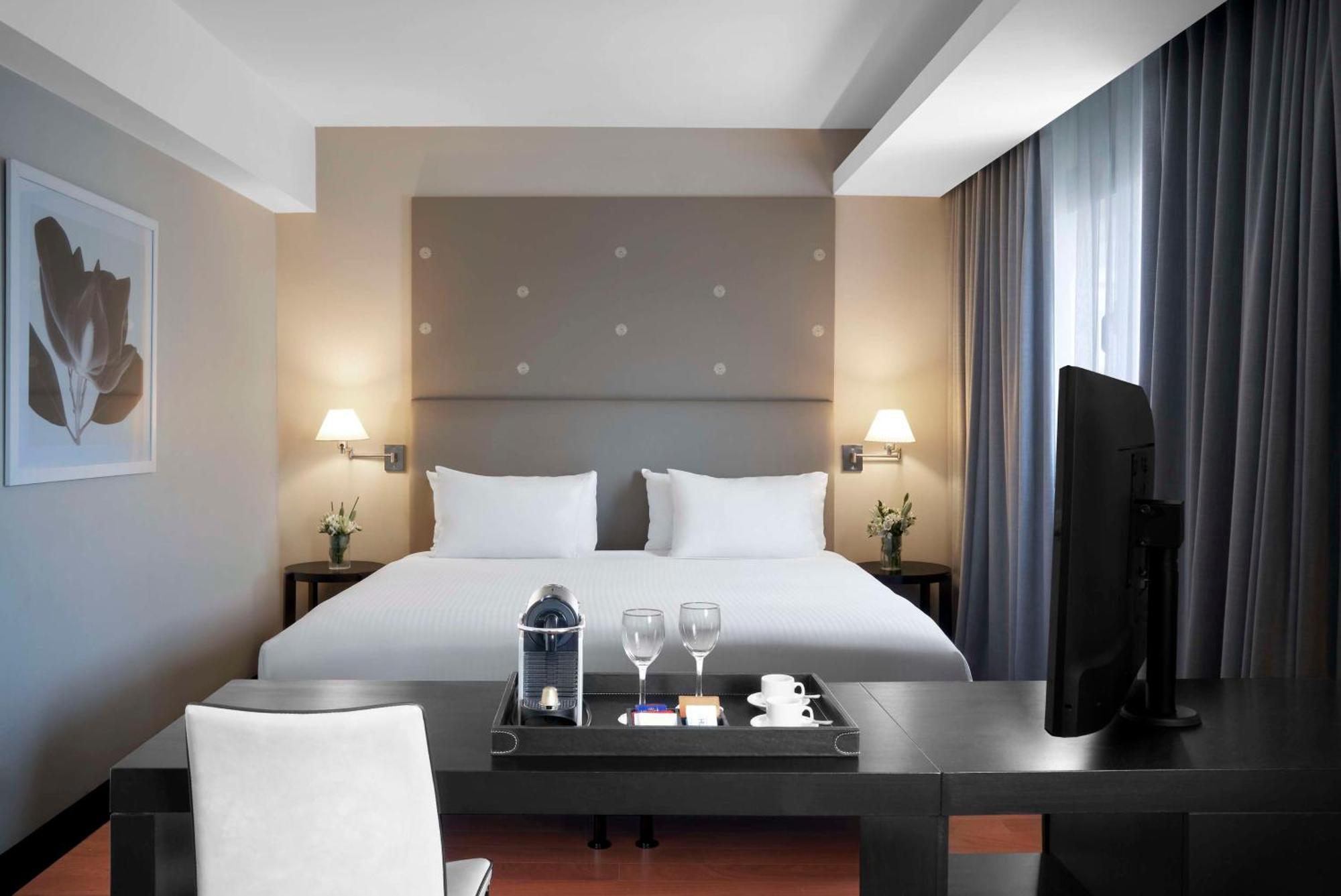 Nh Buenos Aires 9 De Julio Hotel ภายนอก รูปภาพ